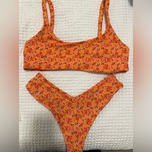 Skatie Set 🧡 Mya top & Mandy bottoms - Hanalei print